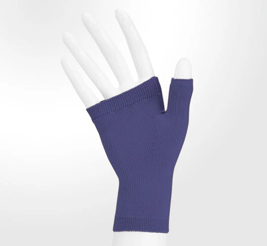 Juzo Soft Seamless Gauntlets 20-30 mmHg - Image 7